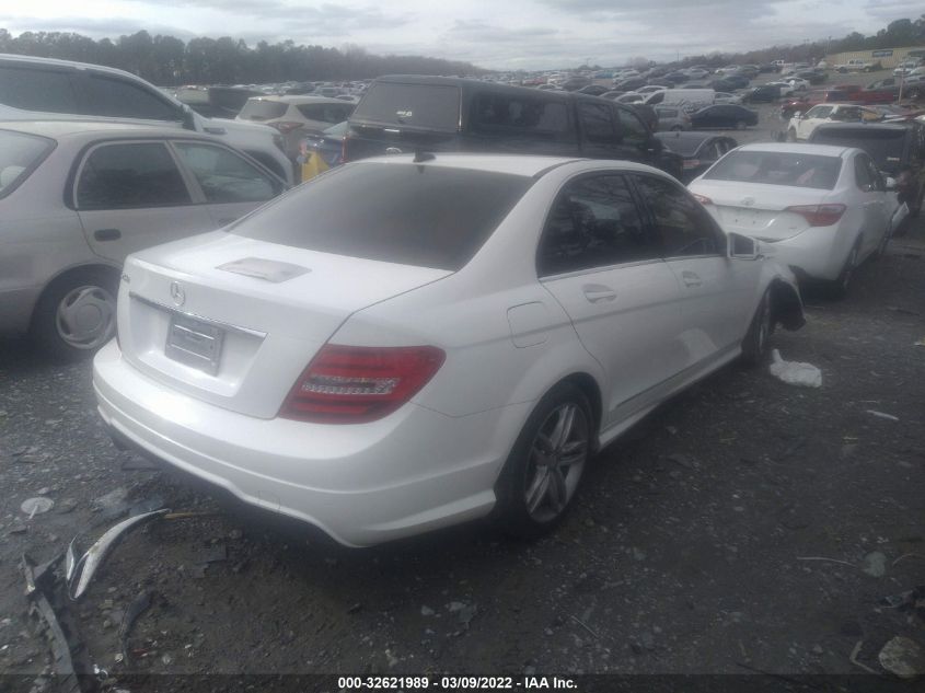 2013 MERCEDES-BENZ C-CLASS C 250 WDDGF4HBXDA752126