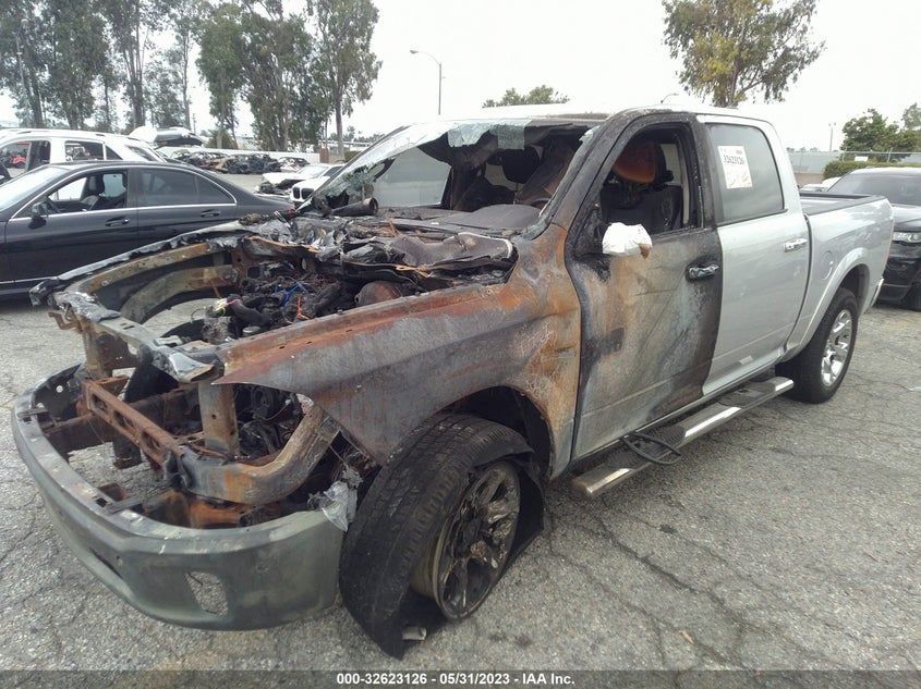 VIN 1C6RR6NM2JS339707 2018 RAM 1500 LARAMIE