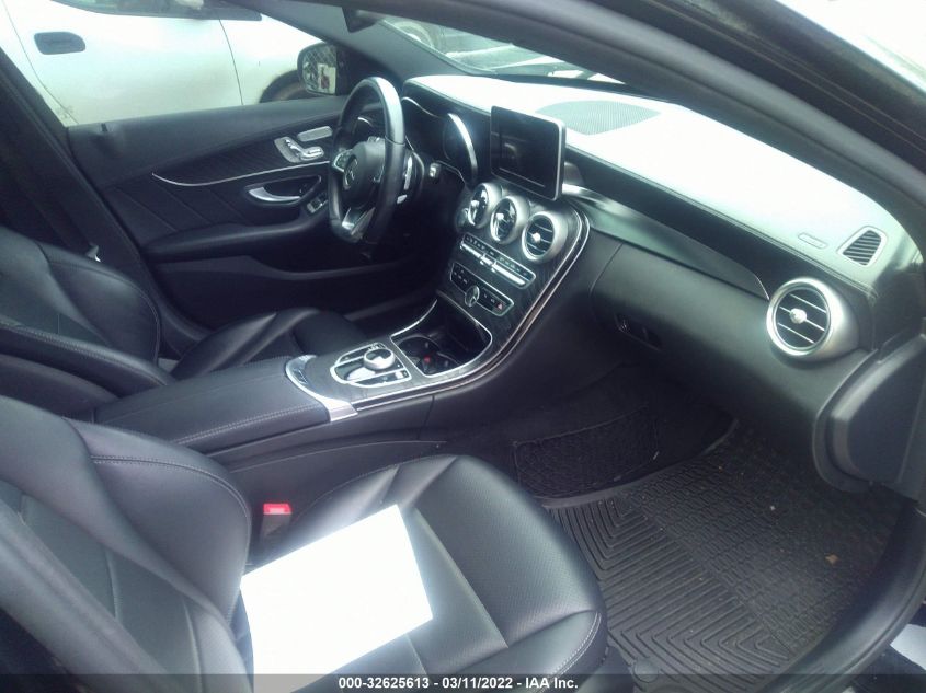 2017 MERCEDES-BENZ C-CLASS C 300 55SWF4JB5HU198148