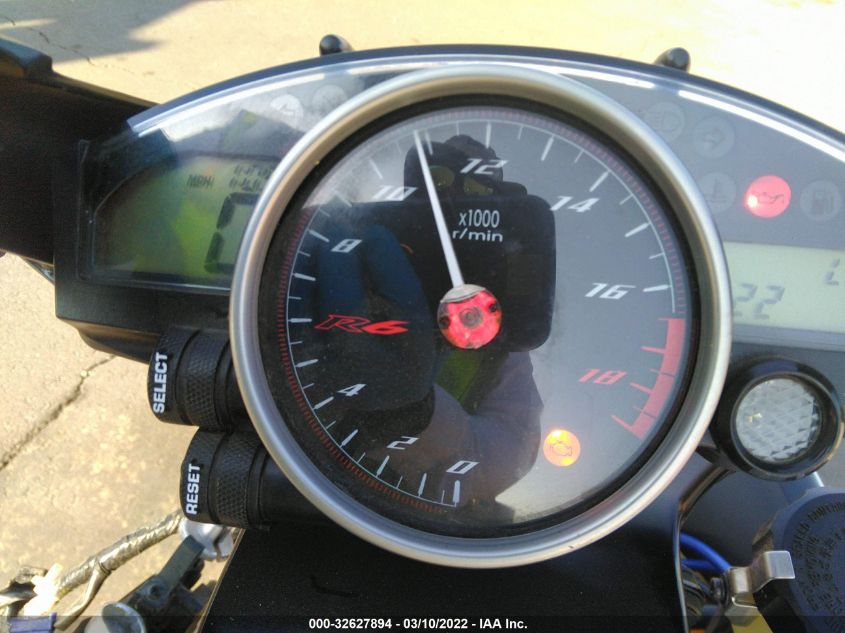 2014 YAMAHA YZFR6 C JYARJ16Y1EA007530
