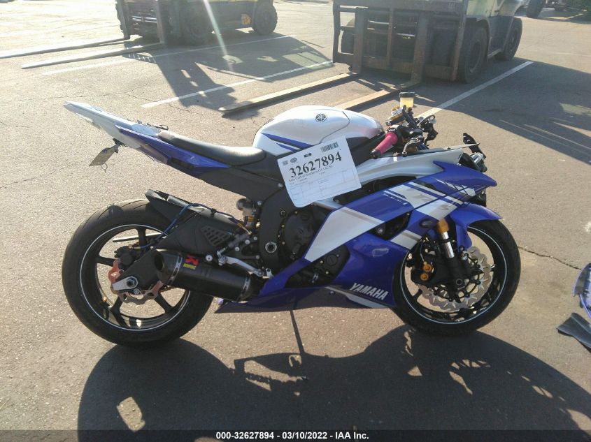 2014 YAMAHA YZFR6 C JYARJ16Y1EA007530