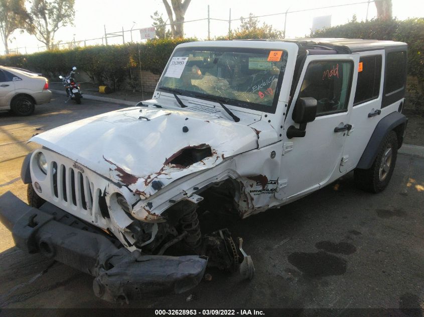 2015 JEEP WRANGLER UNLIMITED SPORT 1C4BJWDGXFL556601