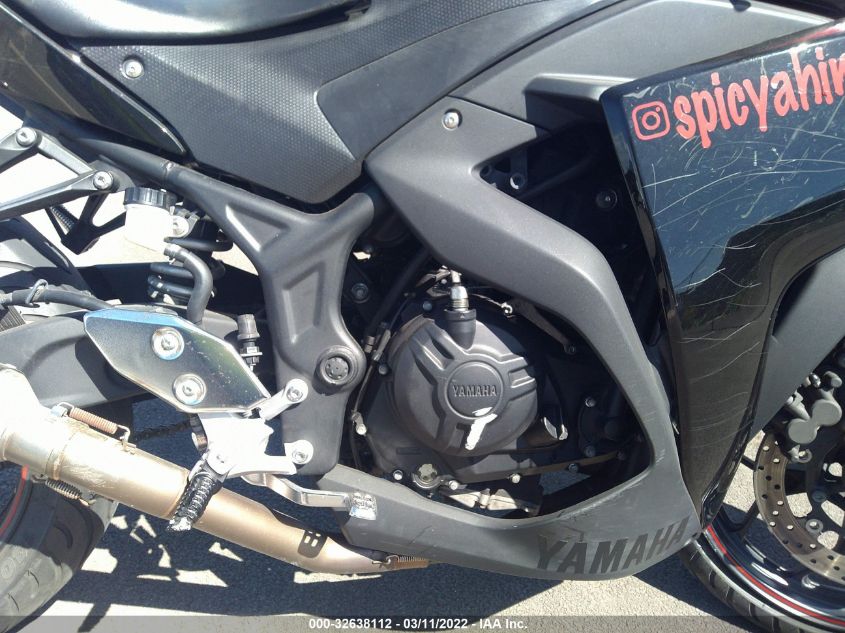 2015 YAMAHA YZFR3 MH3RH06YXFK006559