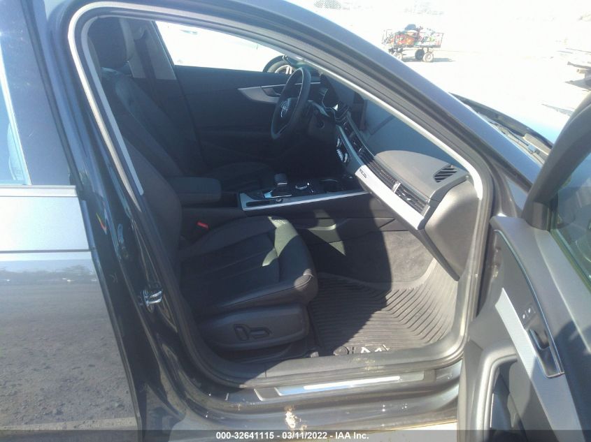 2017 AUDI A4 PREMIUM WAUANAF49HN055922