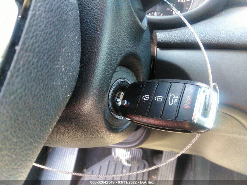 2020 KIA SPORTAGE LX KNDPM3ACXL7756122