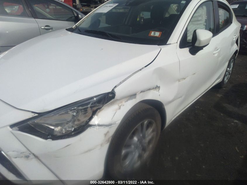 2018 TOYOTA YARIS IA 3MYDLBYV7JY310899