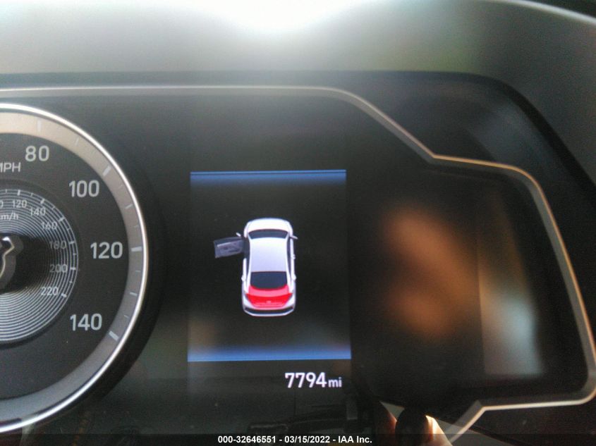 2020 HYUNDAI IONIQ PLUG-IN HYBRID SE KMHC65LD5LU202901