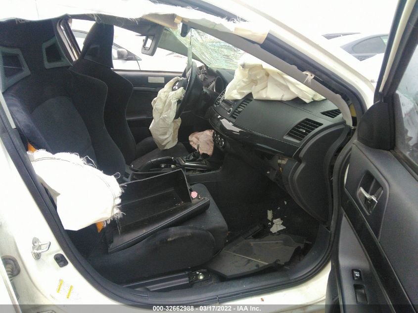2013 MITSUBISHI LANCER EVOLUTION GSR JA32W8FVXDU012646
