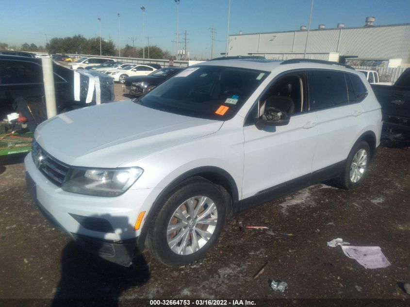 2018 VOLKSWAGEN TIGUAN SEL/SE 3VV3B7AXXJM083836
