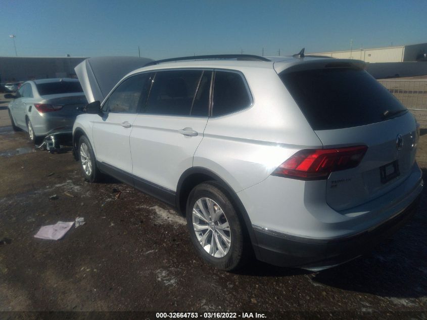 2018 VOLKSWAGEN TIGUAN SEL/SE 3VV3B7AXXJM083836