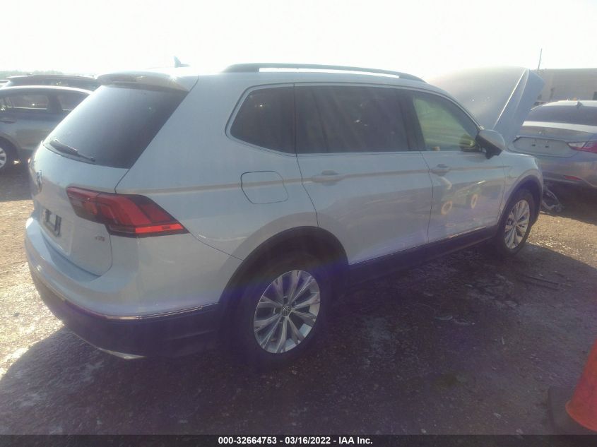 2018 VOLKSWAGEN TIGUAN SEL/SE 3VV3B7AXXJM083836