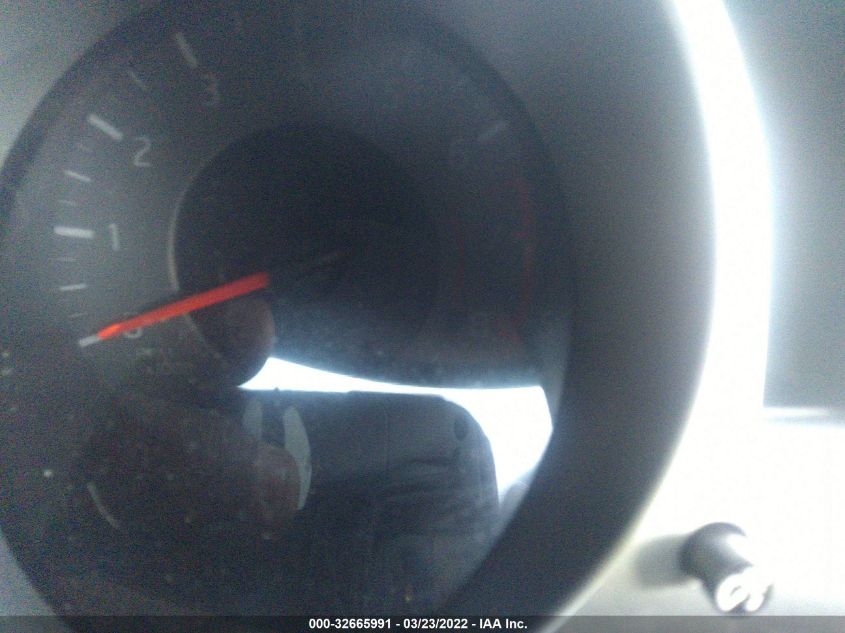 2013 NISSAN JUKE SV JN8AF5MR5DT215942