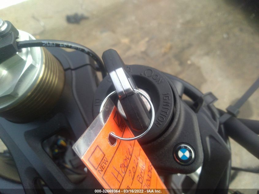 2021 BMW S 1000 RR WB10E2309M6D86431