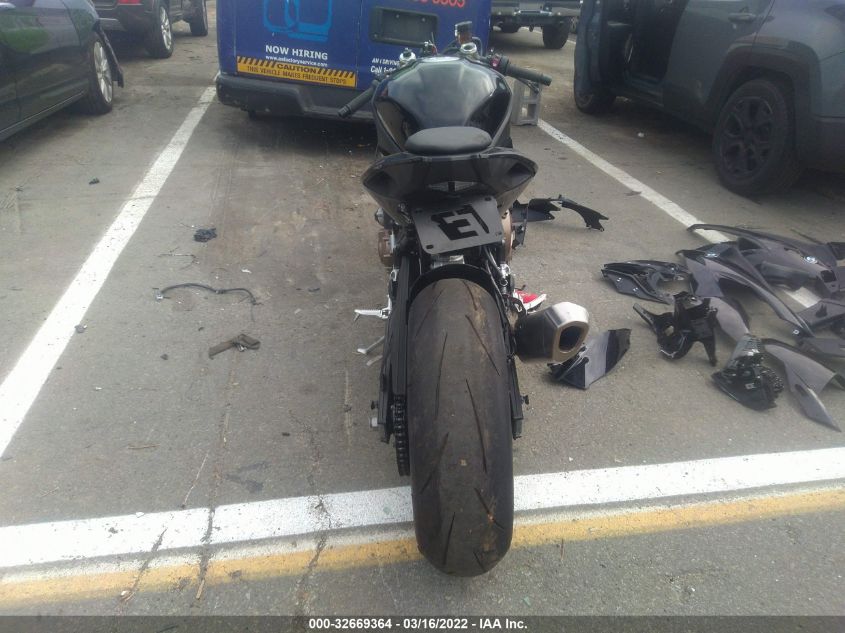 2021 BMW S 1000 RR WB10E2309M6D86431