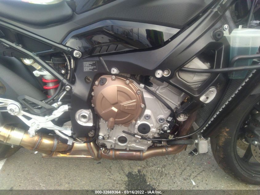 2021 BMW S 1000 RR WB10E2309M6D86431