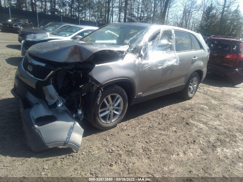 2014 KIA SORENTO LX 5XYKTCA66EG511587