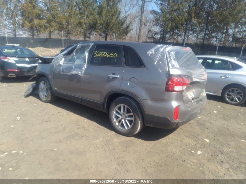 2014 KIA SORENTO LX 5XYKTCA66EG511587