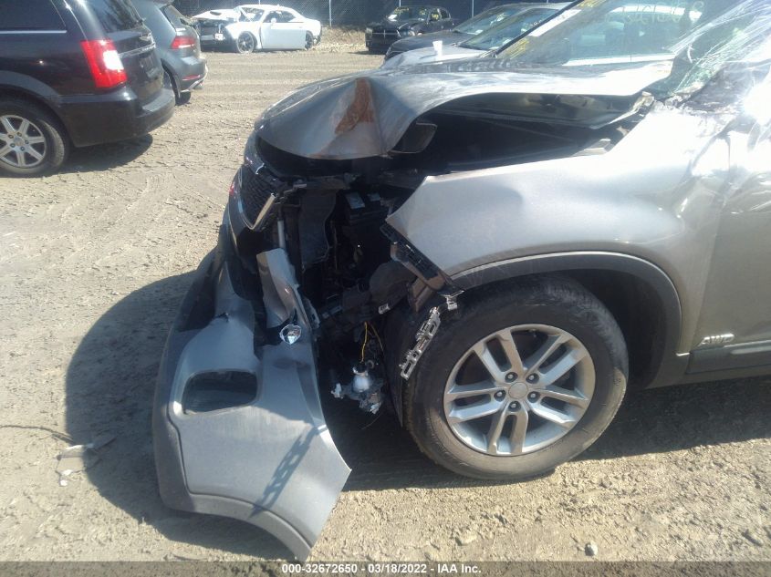 2014 KIA SORENTO LX 5XYKTCA66EG511587