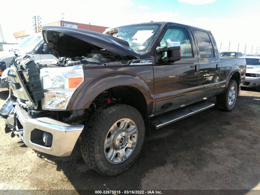 2015 FORD SUPER DUTY F-250 SRW LARIAT/PLATINUM 1FT7W2B62FEB23028