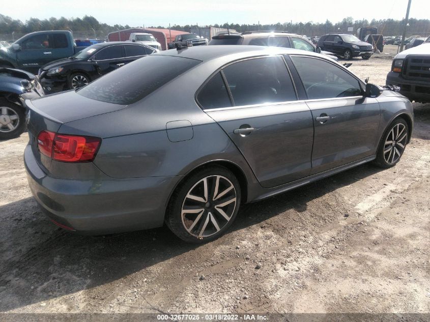 2013 VOLKSWAGEN GLI AUTOBAHN 3VW467AJ1DM246586