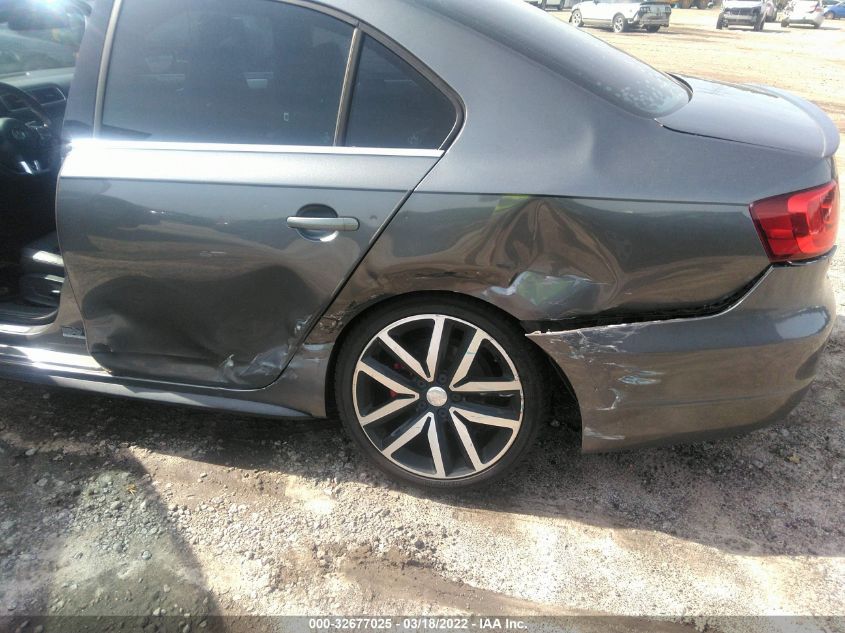 2013 VOLKSWAGEN GLI AUTOBAHN 3VW467AJ1DM246586