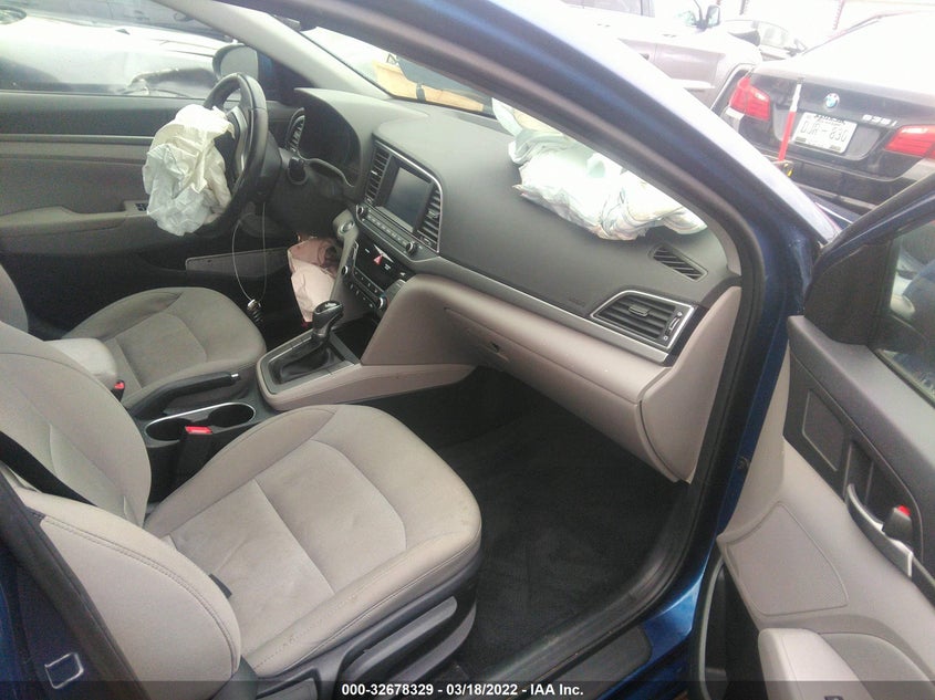 2018 HYUNDAI ELANTRA VIN: 5NPD84LF3JH256283
