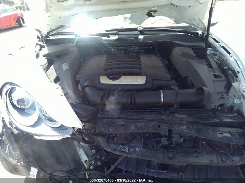 2013 PORSCHE CAYENNE WP1AA2A27DLA11884