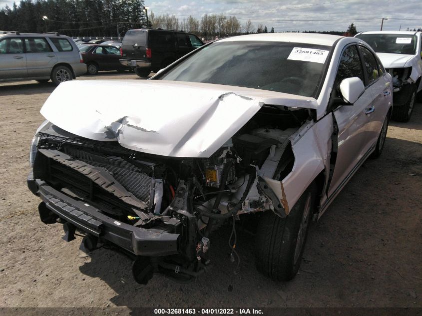 2017 HYUNDAI SONATA HYBRID SE KMHE24L10HA048658