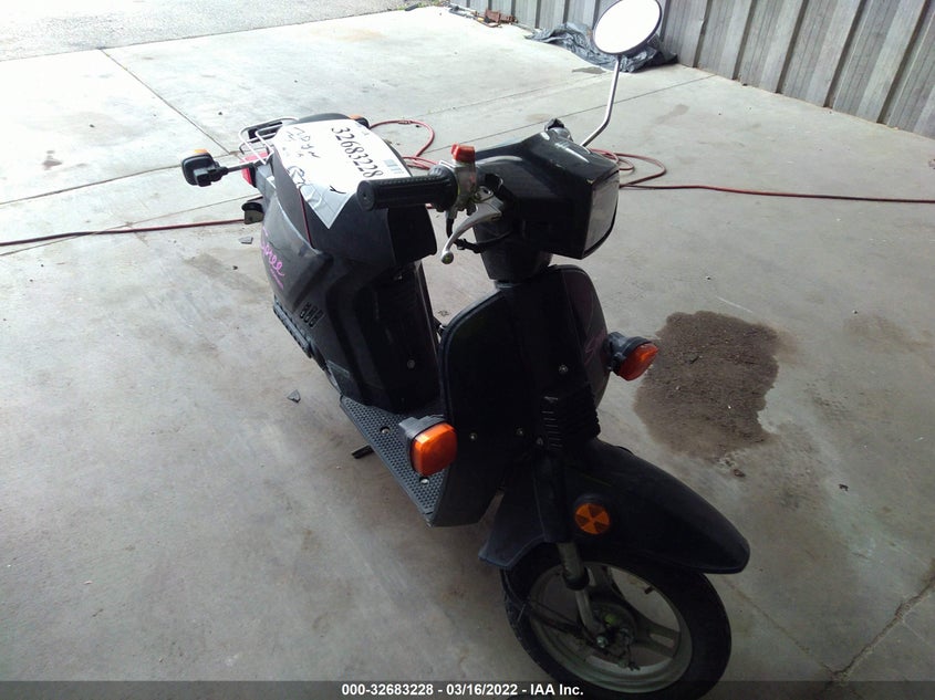 JH2AF0600GS241332 Honda NQ50 Photo 1