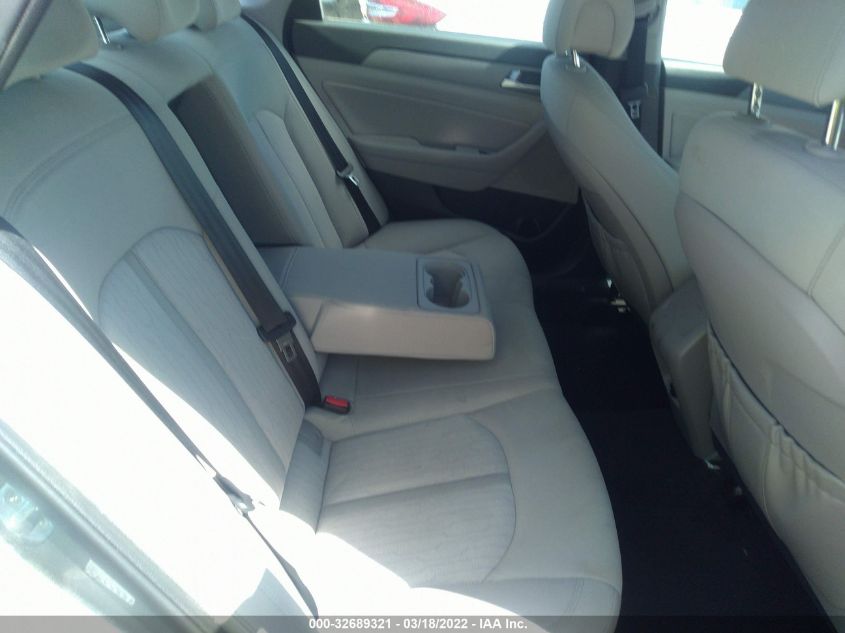2017 HYUNDAI SONATA HYBRID SE KMHE24L11HA057059