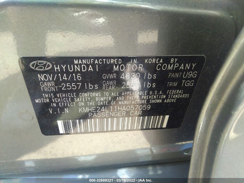 2017 HYUNDAI SONATA HYBRID SE KMHE24L11HA057059