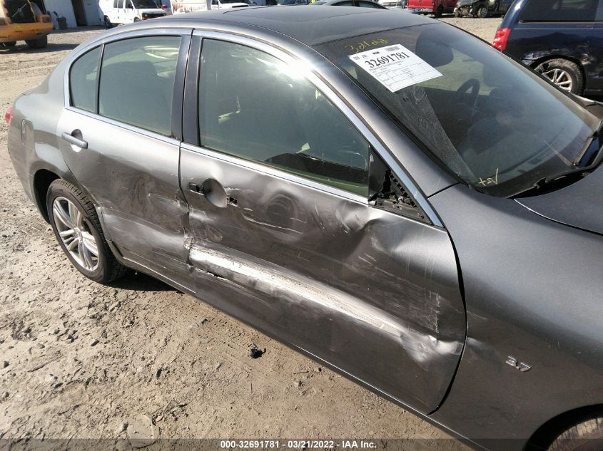2015 INFINITI Q40 JN1CV6AR0FM521495