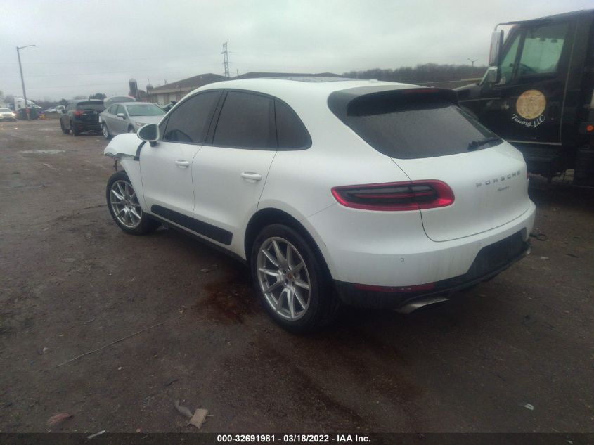 2018 PORSCHE MACAN SPORT EDITION WP1AA2A58JLB16147