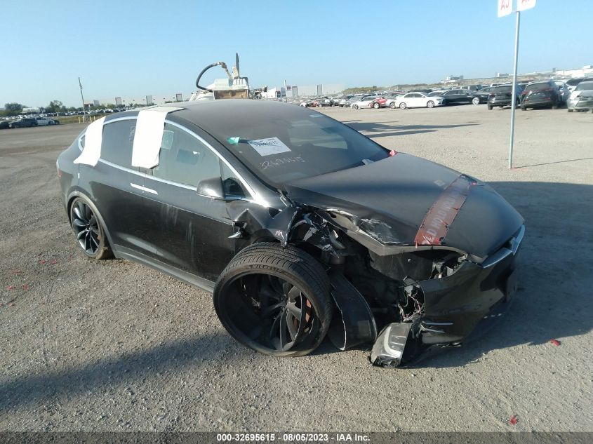 5YJXCDE24HF043017 TESLA MODEL X 90D/75D/100D 2017