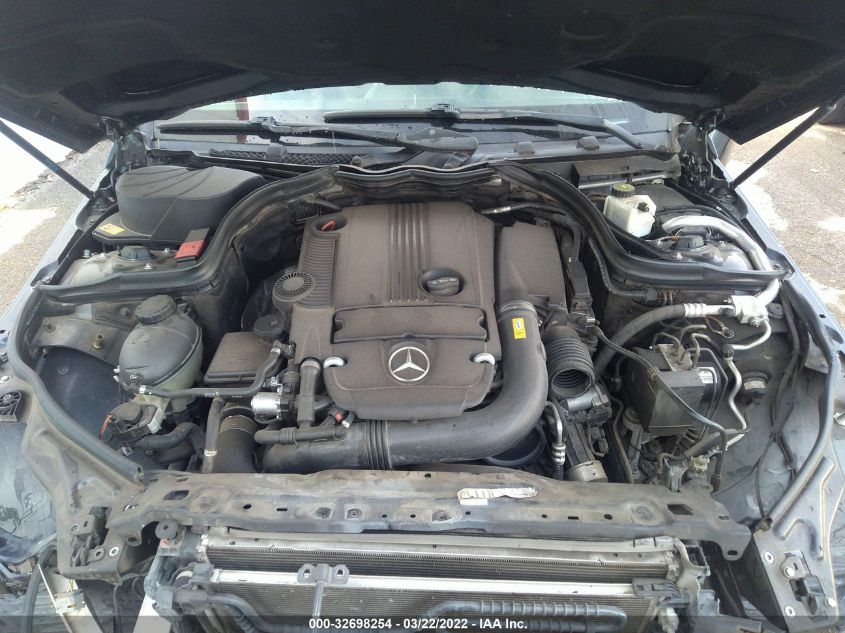 2013 MERCEDES-BENZ C-CLASS C 250 WDDGJ4HB7DF978223