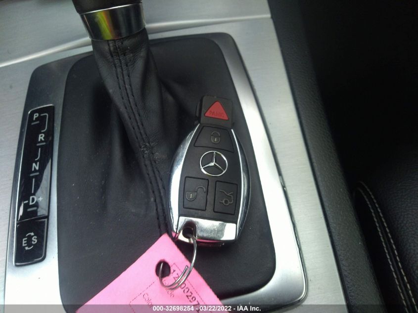 2013 MERCEDES-BENZ C-CLASS C 250 WDDGJ4HB7DF978223