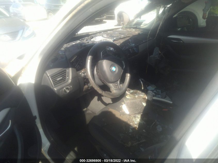 2015 BMW X1 SDRIVE28I - WBAVM1C56FV317605