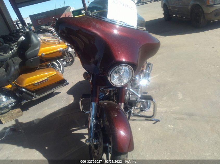 2010 HARLEY-DAVIDSON FLHXSE 1HD1PZ810AB953538