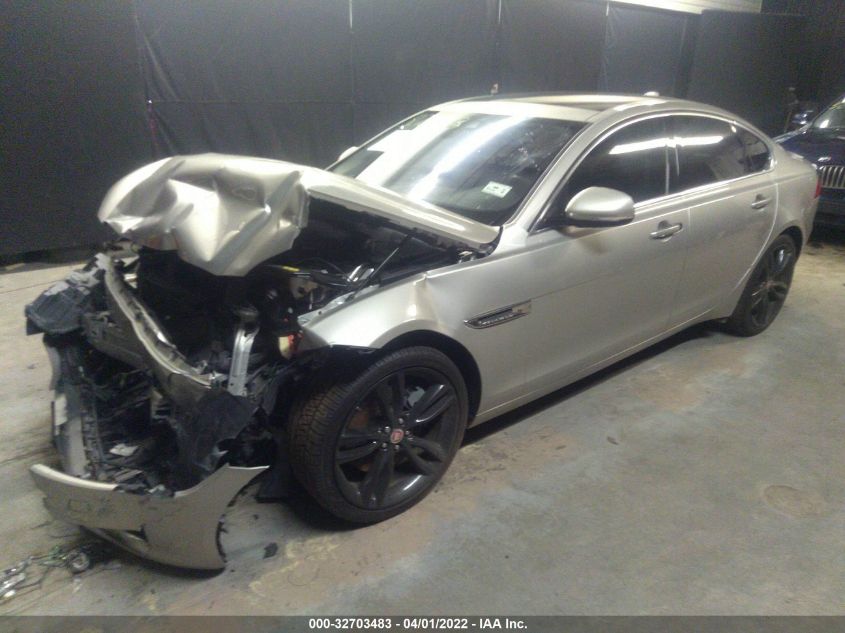 2016 JAGUAR XF 35T PRESTIGE SAJBE4BV2GCY09830