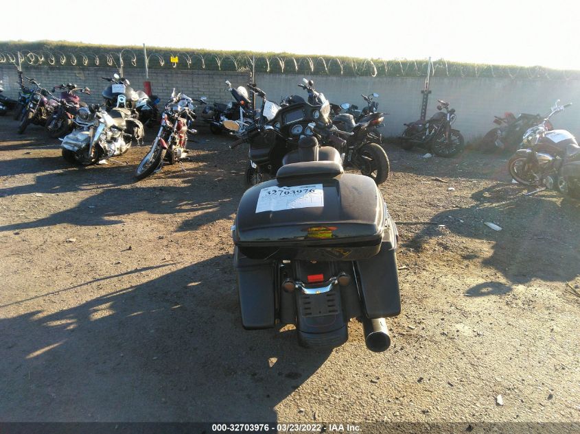2015 HARLEY-DAVIDSON FLTRXS ROAD GLIDE SPECIAL 1HD1KTM35FB668120