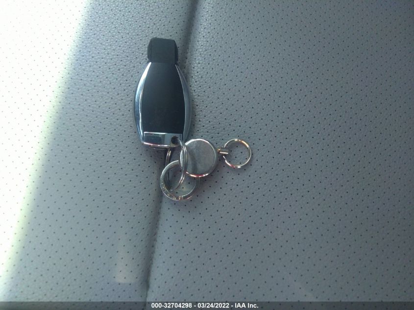 WDDHF5KB4CA642982 2012 MERCEDES-BENZ E-CLASS - Image 11