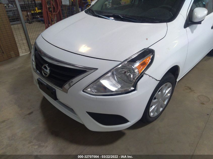 2017 NISSAN VERSA SEDAN S 3N1CN7AP7HL820855