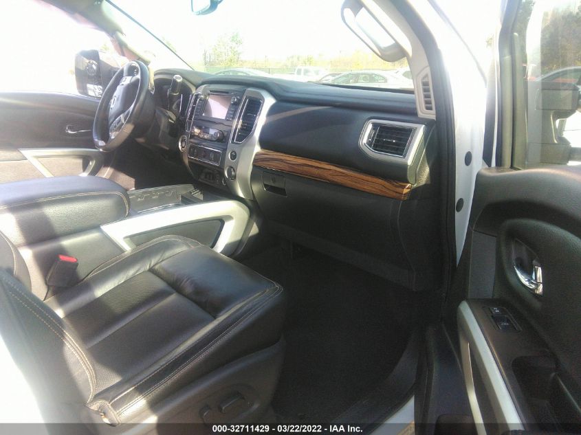 2017 NISSAN TITAN SL 1N6AA1E65HN521747