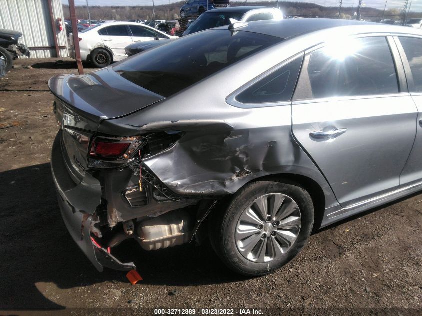 2016 HYUNDAI SONATA HYBRID SE KMHE24L12GA017085