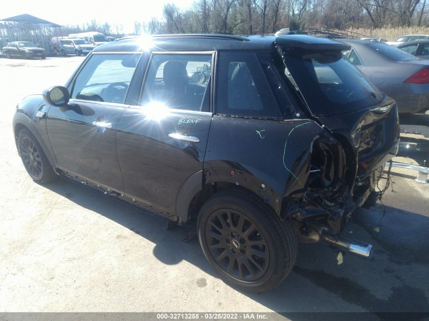 2022 MINI HARDTOP 4 DOOR COOPER WMW33DK09N2P84261
