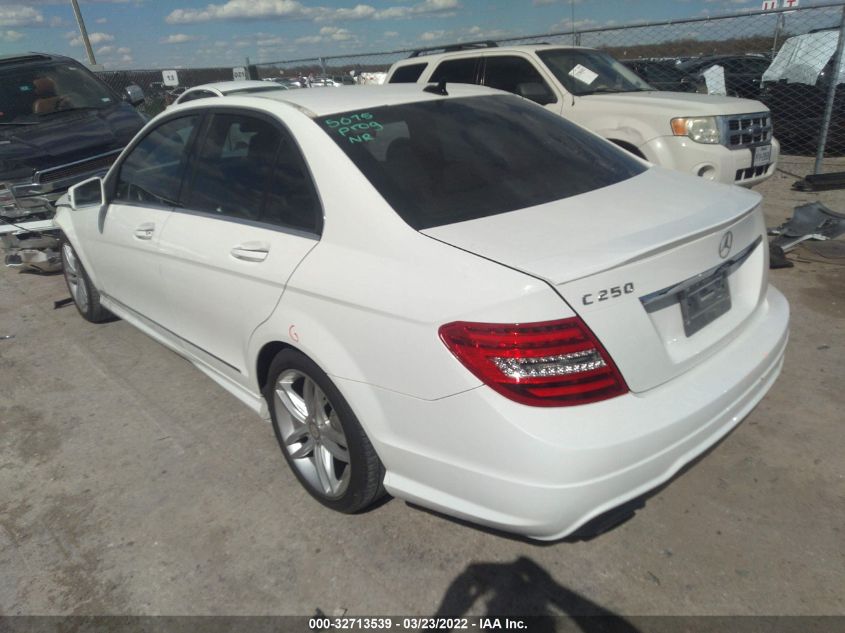 2014 MERCEDES-BENZ C-CLASS C 250 WDDGF4HB6EA930924