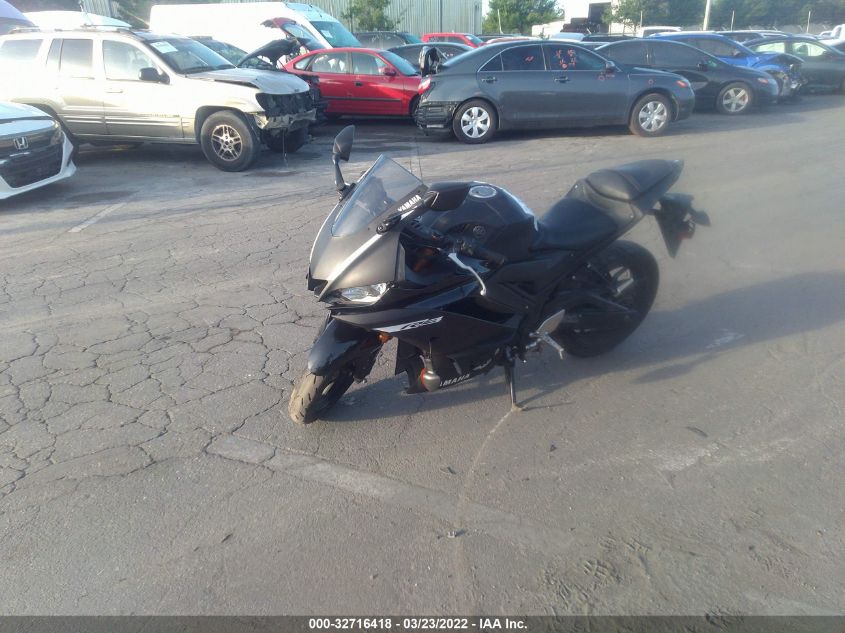 2019 YAMAHA YZFR3 A MH3RH18Y7KK001235