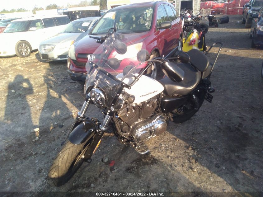 2018 HARLEY-DAVIDSON XL1200 XS 1HD1LR323JC424686