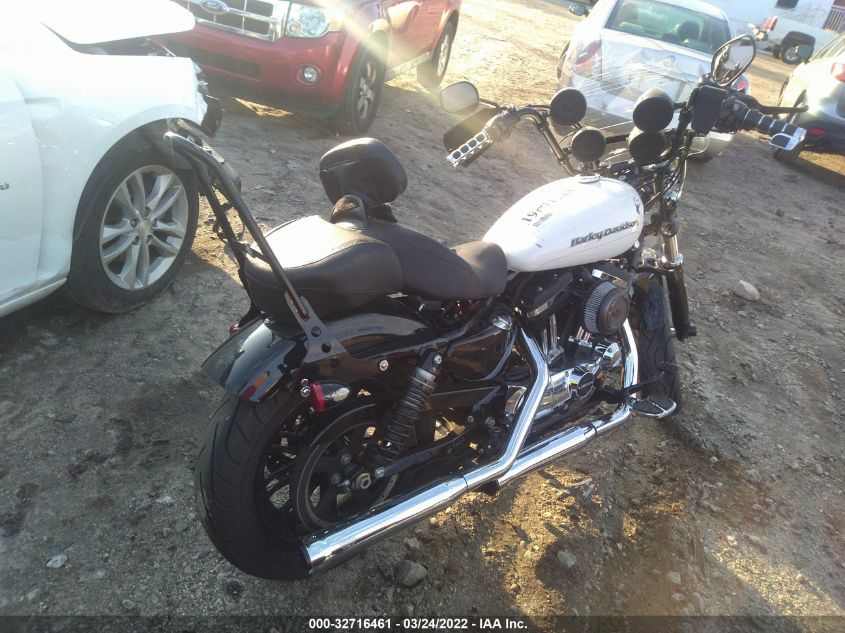 2018 HARLEY-DAVIDSON XL1200 XS 1HD1LR323JC424686