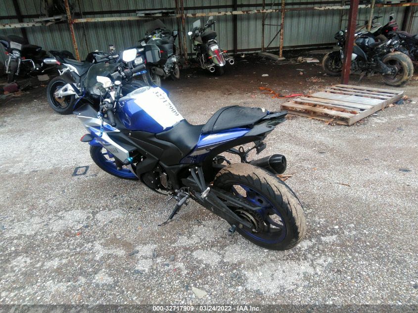 2015 YAMAHA YZFR3 MH3RH06Y1FK006787